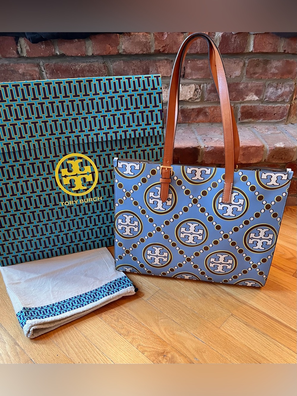 Tory Burch New Ivory & Dauphin Blue Leather T Monogram Contrast Embossed Tote